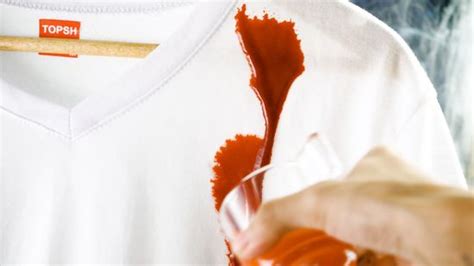 can you put fake blood on clothes|does red blood stain clothes.